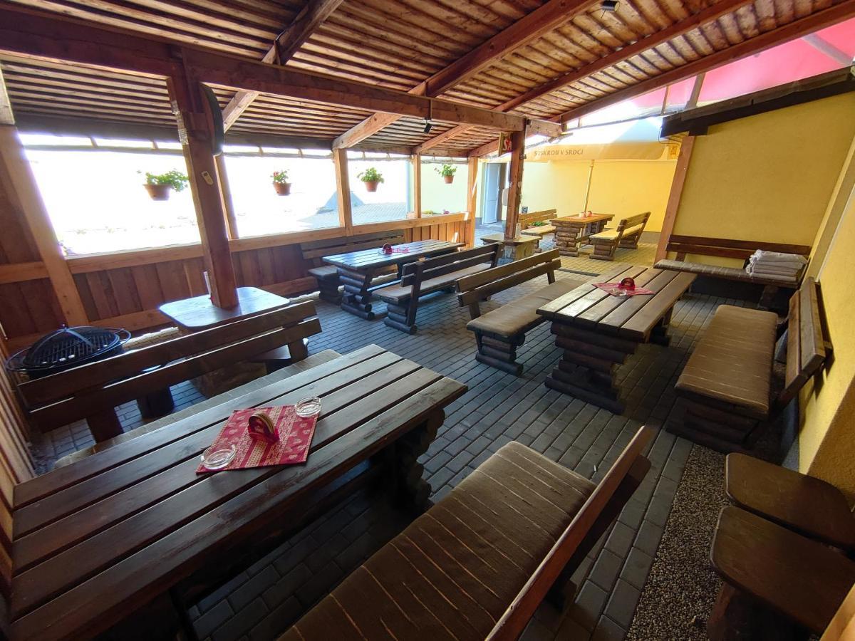 Penzion & Bar Natali Spissky Stvrtok Exterior photo